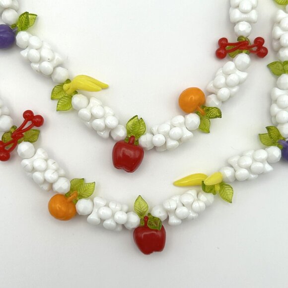 Vintage Fruit Necklace Retro Beaded 26 inch Mid Century - Picture 5 of 13